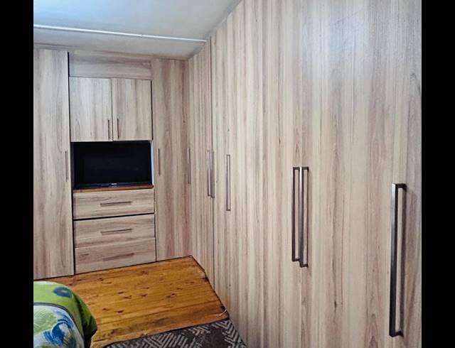 4 BEDROOM FREEHOLD FOR SALE IN GUGULETU